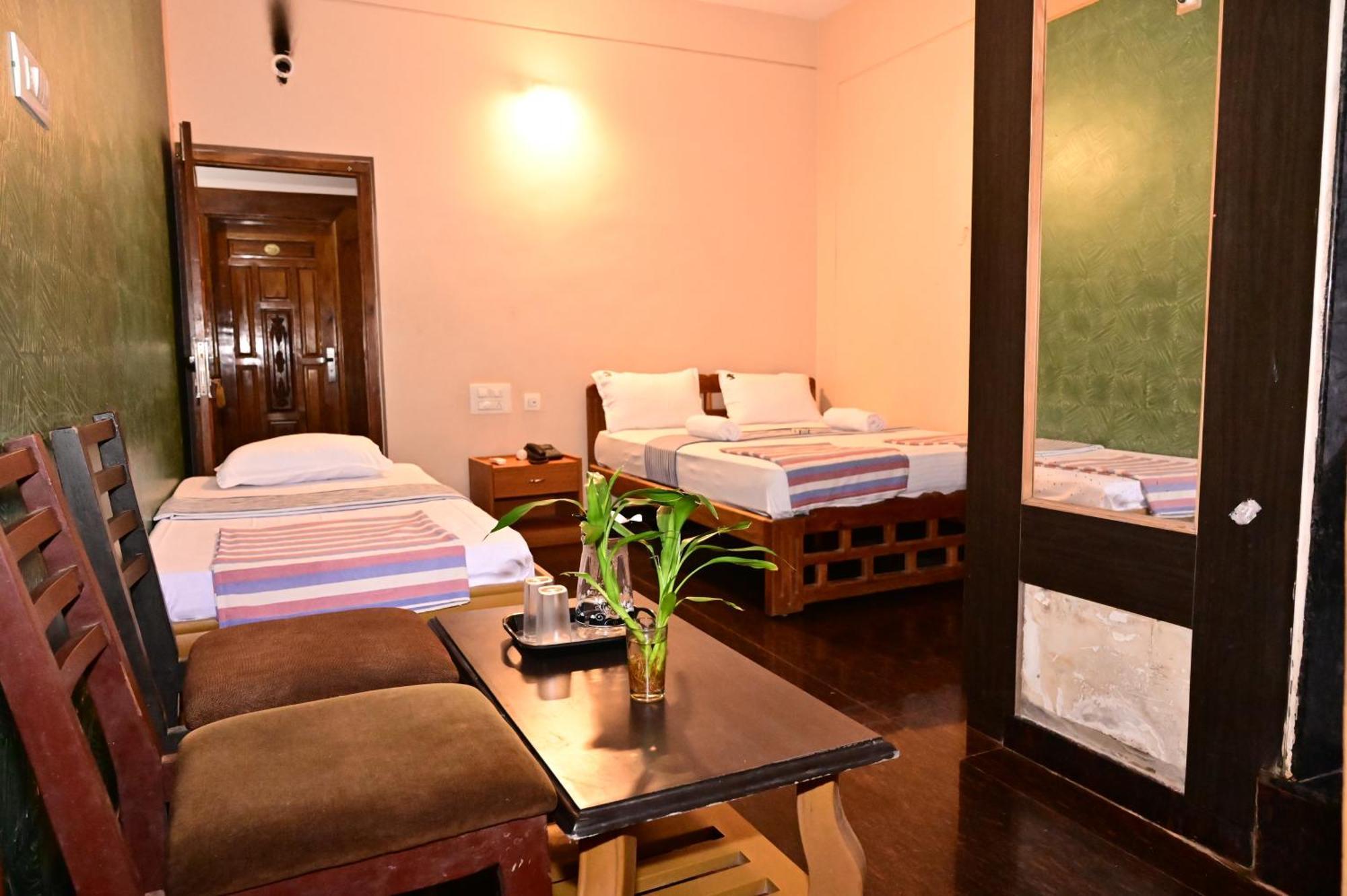 Jaya Paradise Mavalli Екстер'єр фото